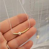 Pearl Curve Necklace