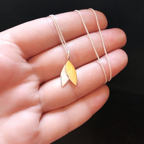 Leaf Necklace – MIA